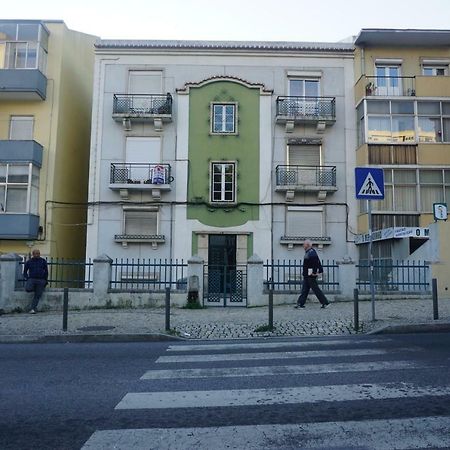 Room In Queluz 11 Minutes From Lisbon Zewnętrze zdjęcie