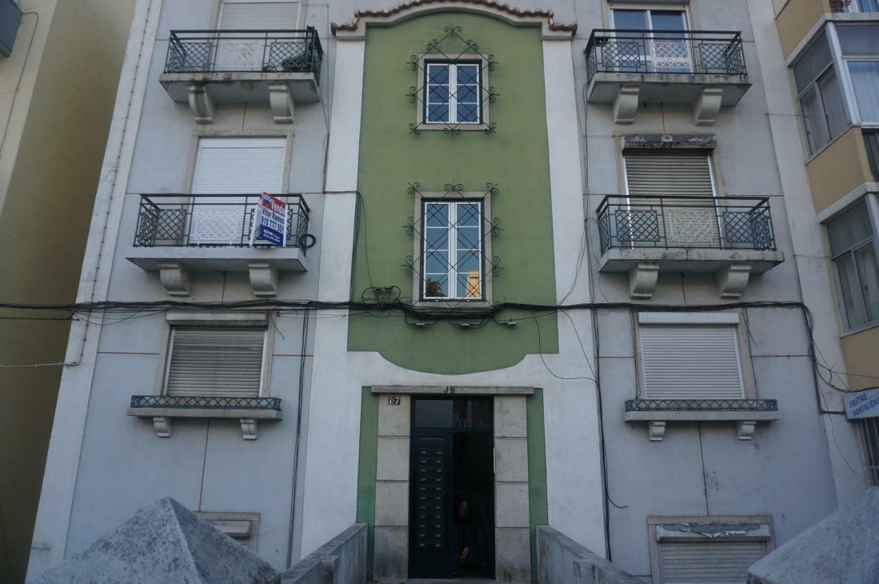 Room In Queluz 11 Minutes From Lisbon Zewnętrze zdjęcie